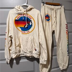 Aviator Nation Cream Set with Rainbow Logo